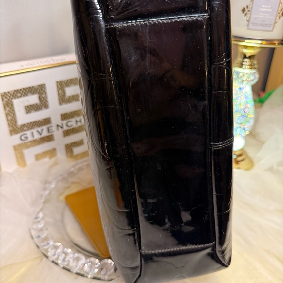 EUC Coach Black Patent Leather Black Shoulder bag - Picture 12 of 12